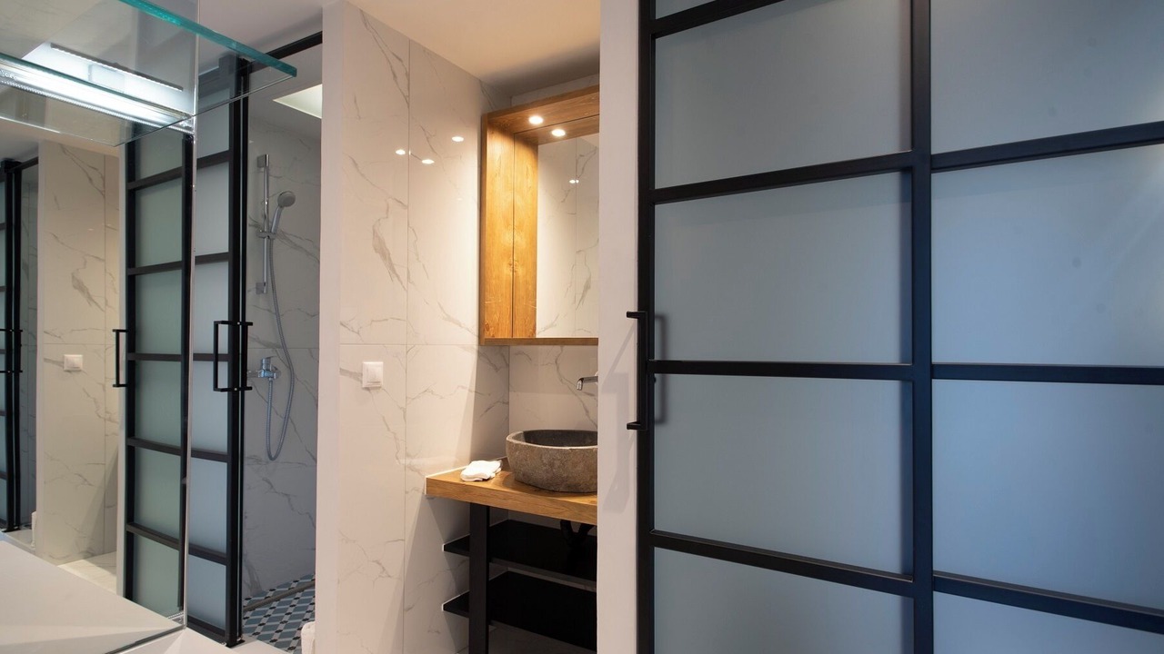 Photo of Bathroom in Foinikounta