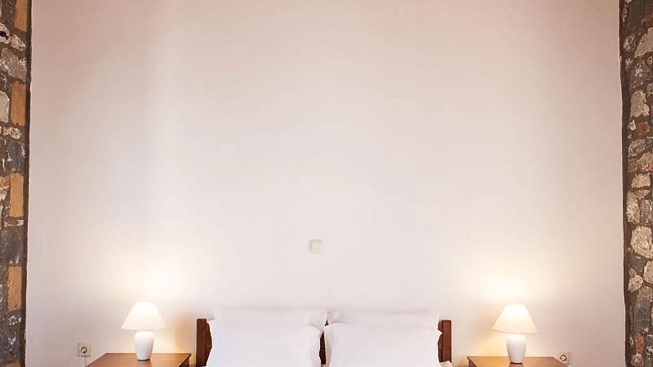 Photo of Bedroom in Lefktron