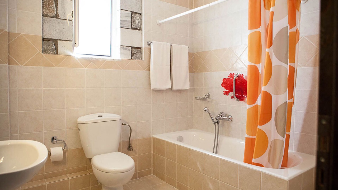 Photo of Bathroom in Diasella
