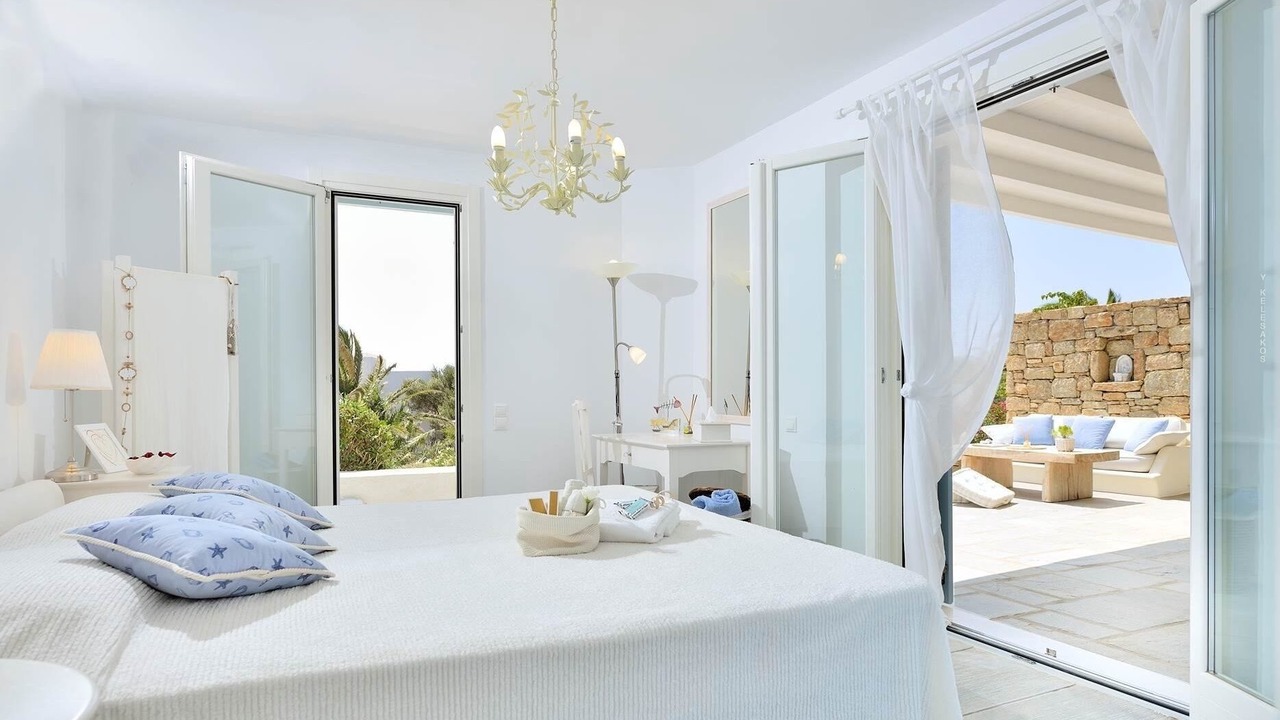 Photo of Bedroom in Platis Gialos