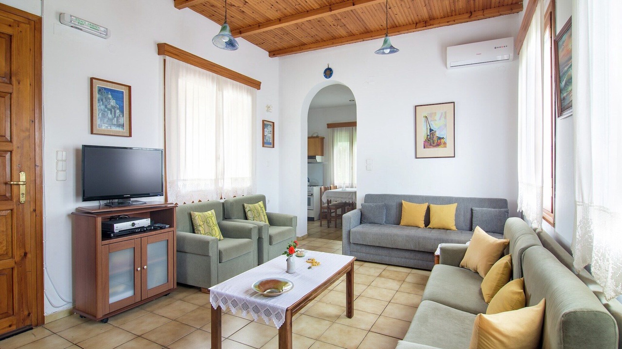 Photo of Livingroom in Lefkogeia