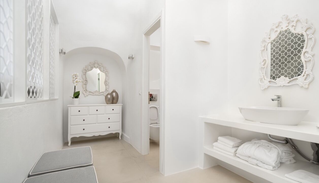 Photo of Bathroom in Santorini