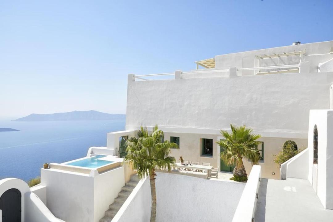 Photo of Others in Fira