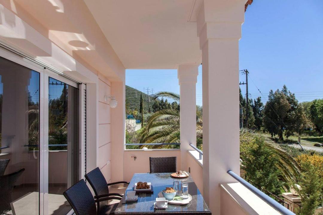 Photo of Patio Balcony in Marathias