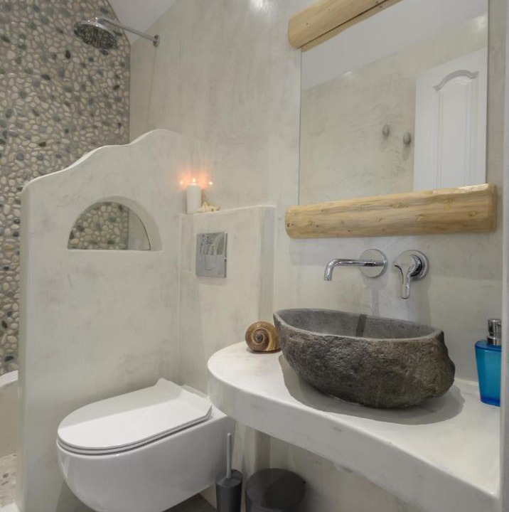 Photo of Bathroom in Naxos
