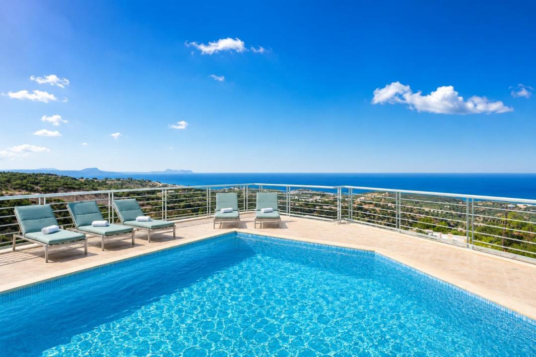 Photo of Patio Balcony in Roussospiti