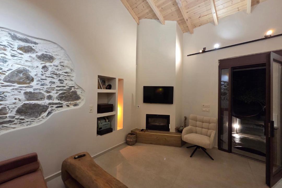 Photo of Livingroom in Vlatos