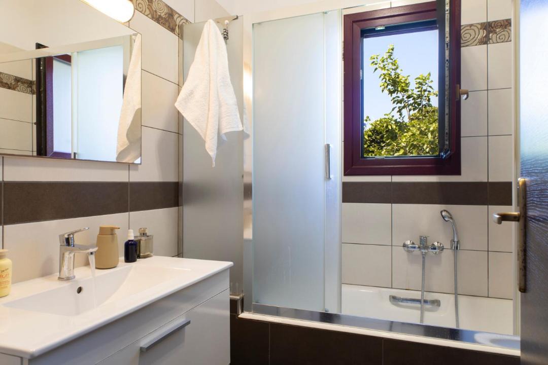 Photo of Bathroom in Leros