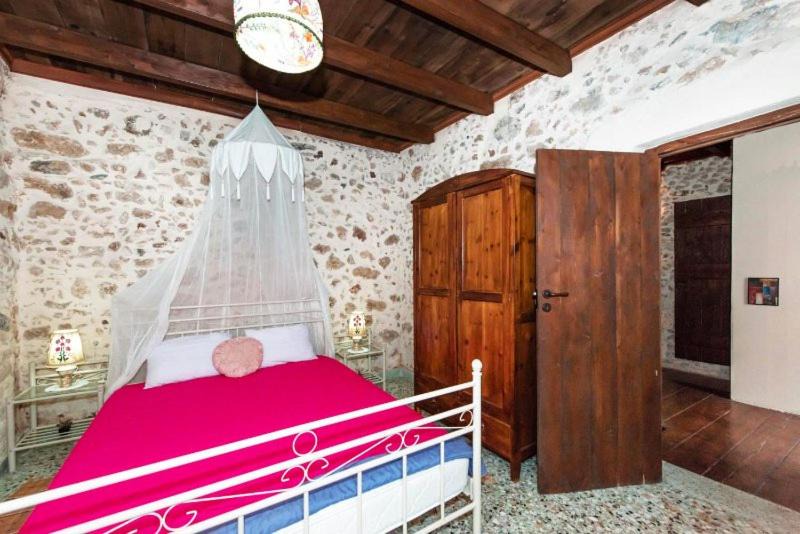 Photo of Bedroom in Old Town Rethymnon