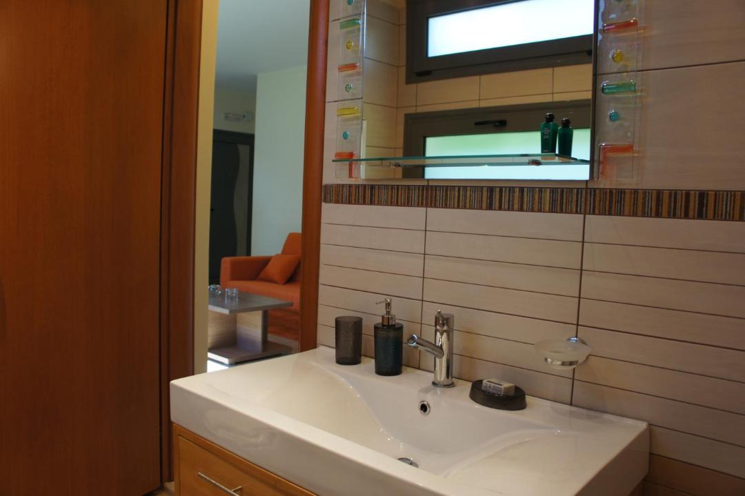 Photo of Bathroom in Ialyssos