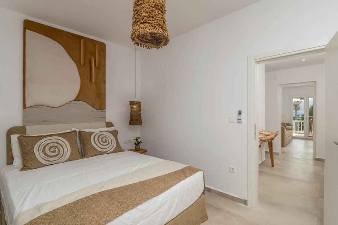 Photo of Bedroom in Adamas
