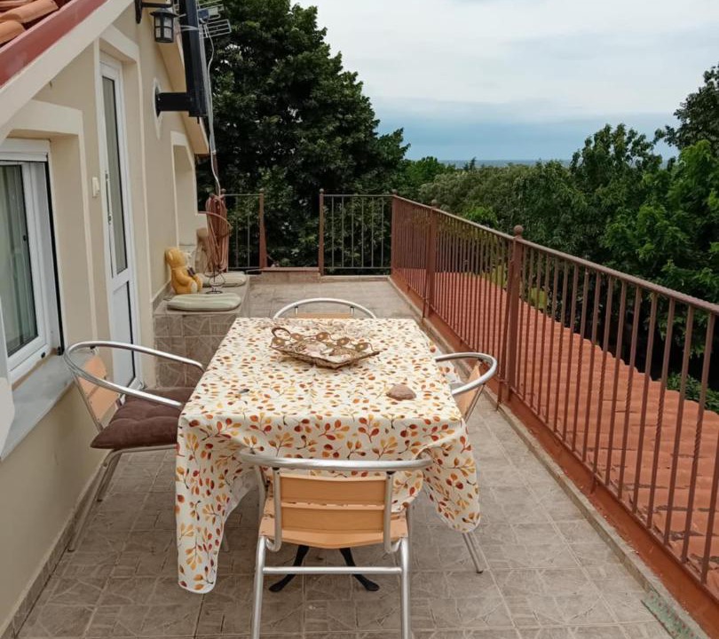 Photo of Patio Balcony in Velika