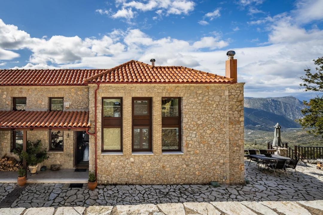 Photo of Others in Arachova