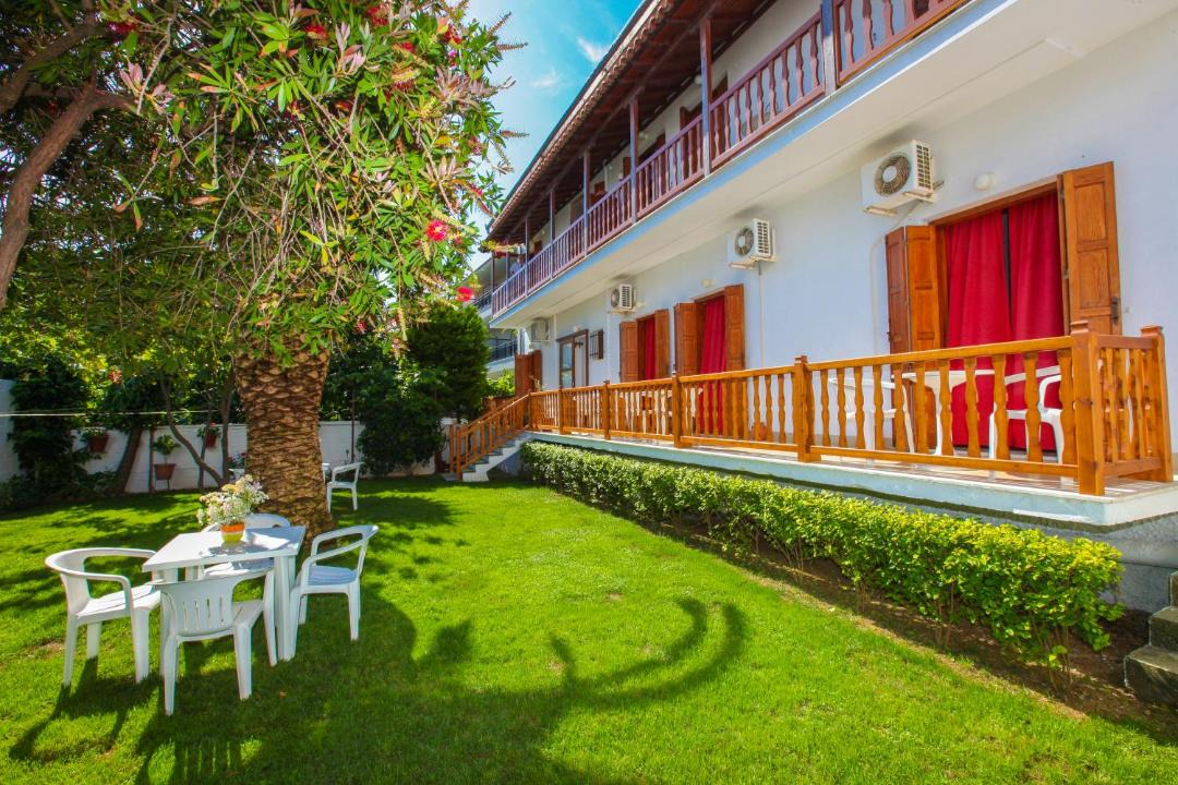 Photo of Others in Skiathos Town