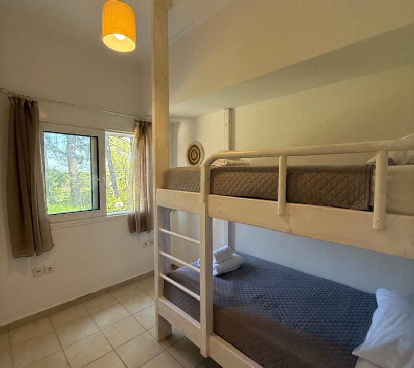 Photo of Bedroom in Petaloudes