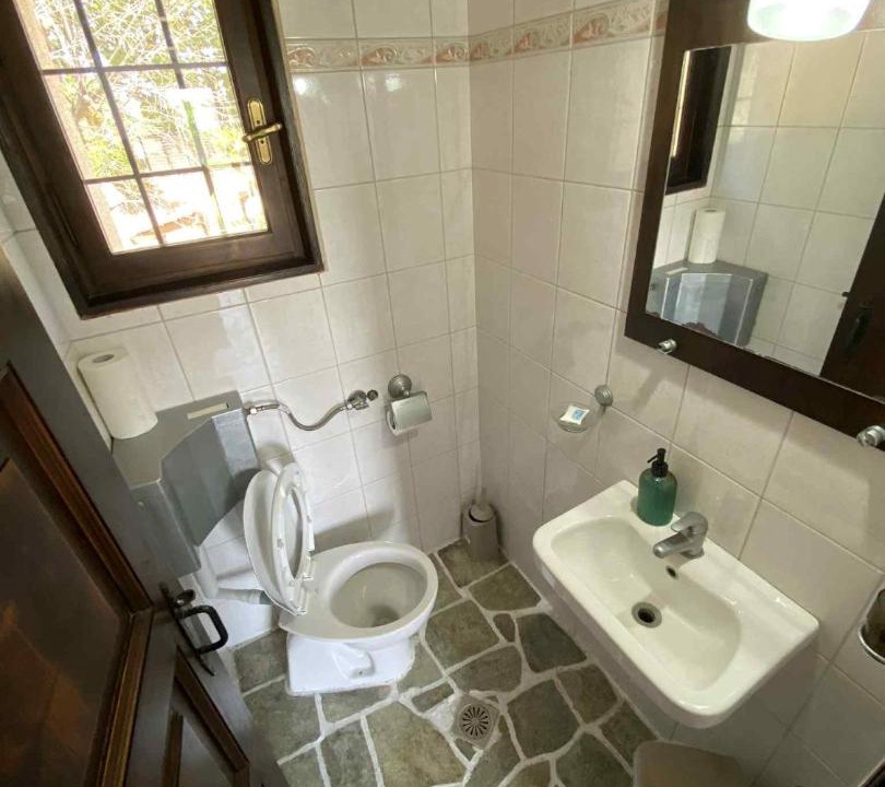 Photo of Bathroom in Artemida