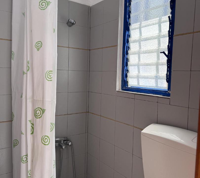 Photo of Bathroom in Pisses