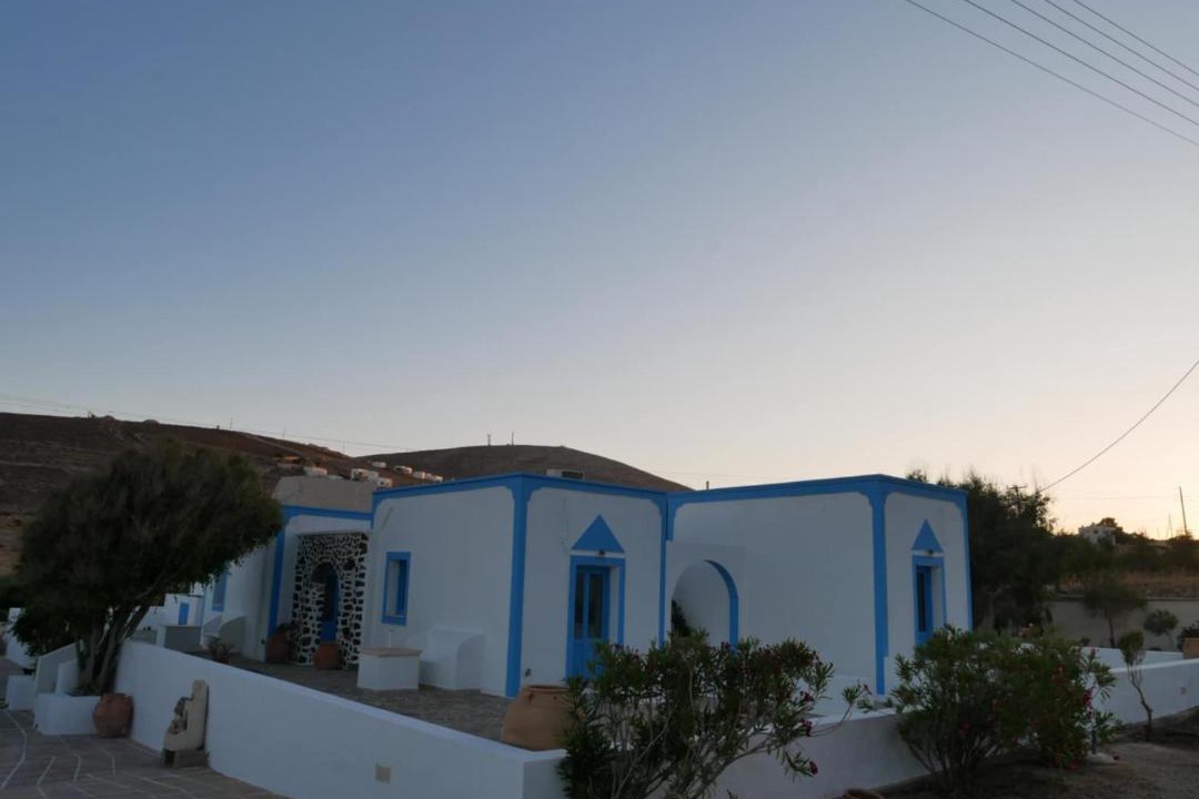 Photo of Others in Chora Folegandros