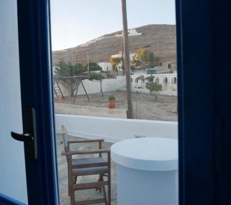 Photo of Others in Chora Folegandros