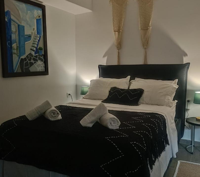 Photo of Bedroom in Platis Gialos