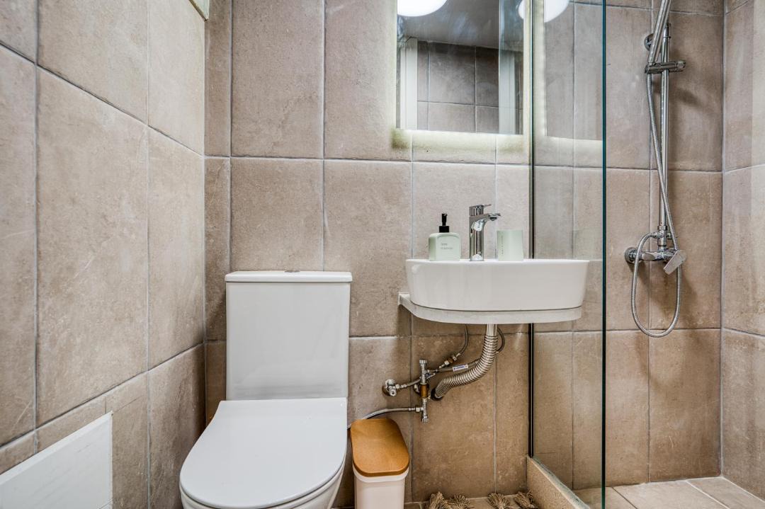 Photo of Bathroom in Kalamoti