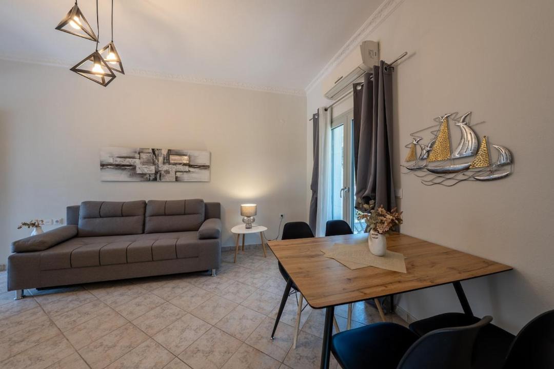Photo of Livingroom in Sinarades