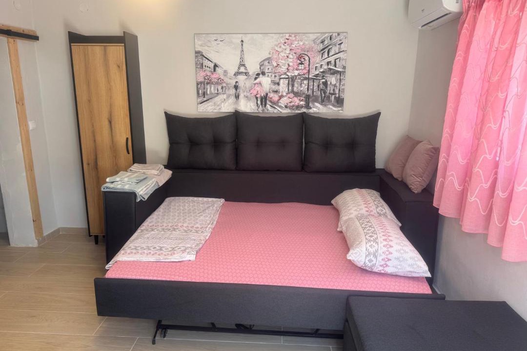 Photo of Bedroom in Katochi