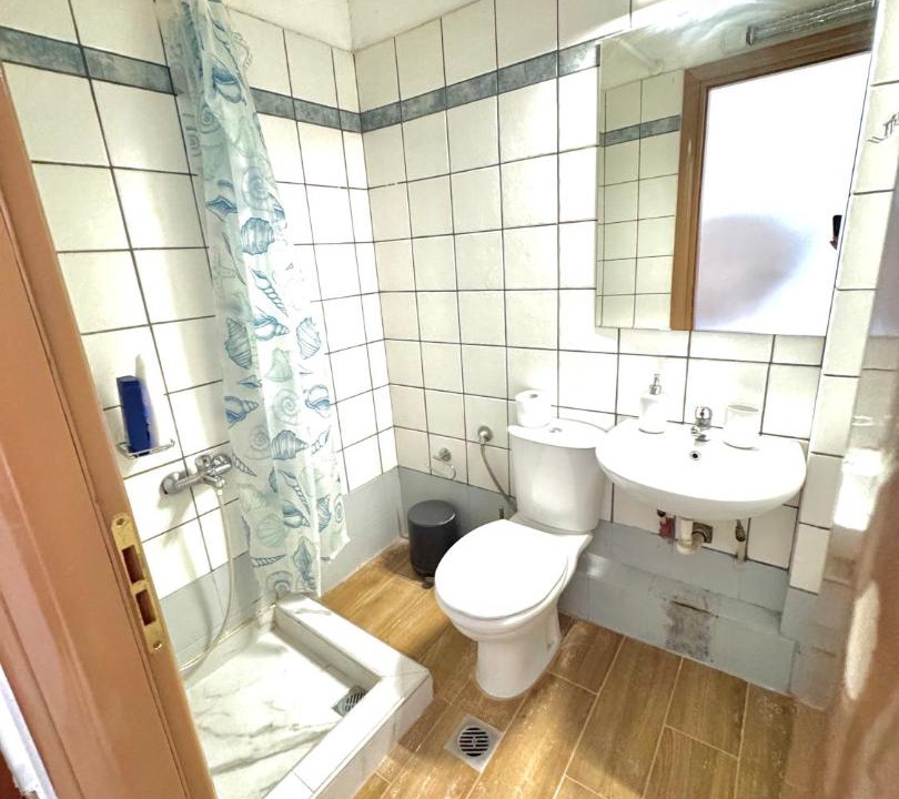 Photo of Bathroom in Larissa