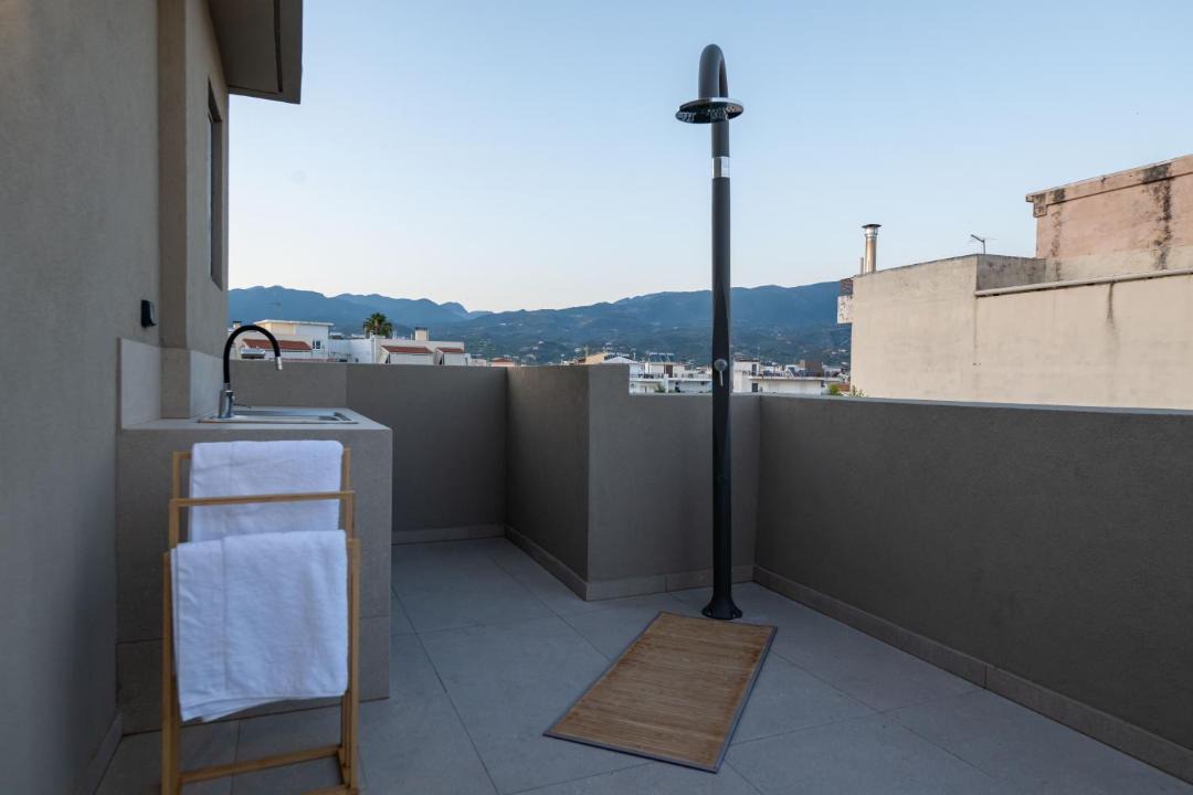 Photo of Patio Balcony in Anatolikos Sinikismos