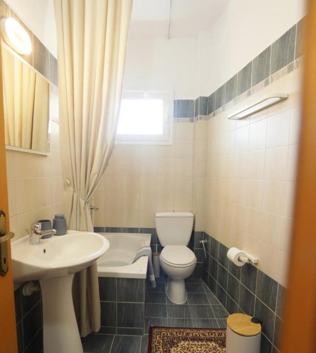 Photo of Bathroom in Maniakoi