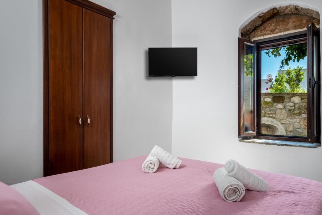 Photo of Bedroom in Lardos