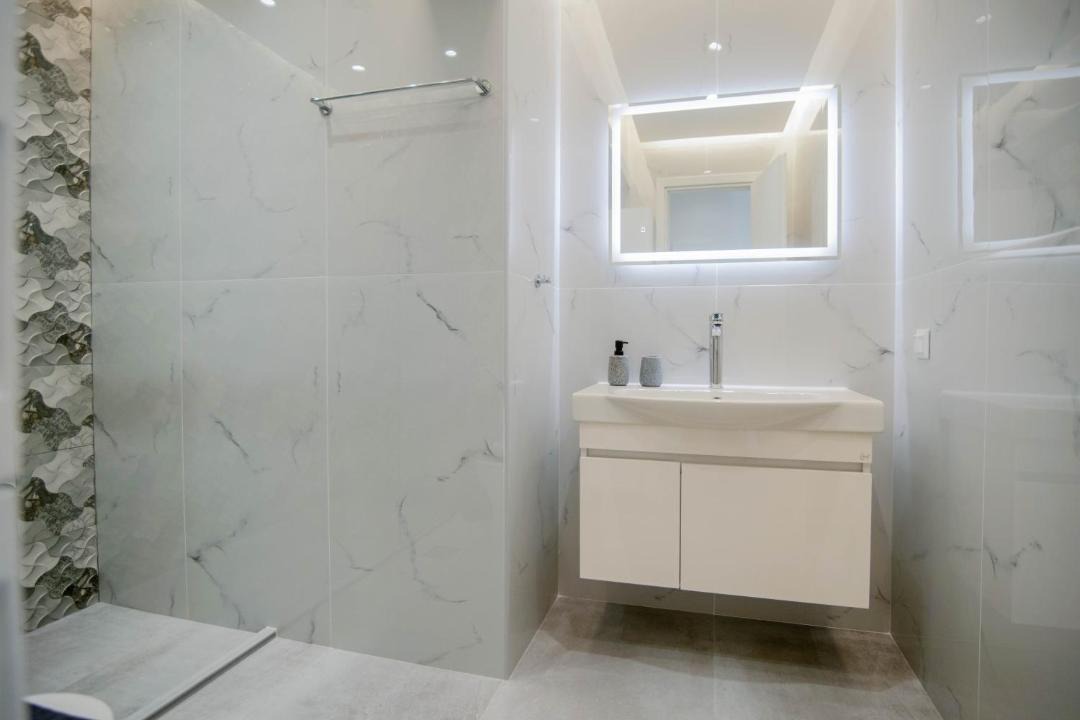 Photo of Bathroom in Benitses