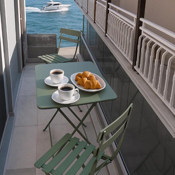 Photo of Patio Balcony in Nei Pori