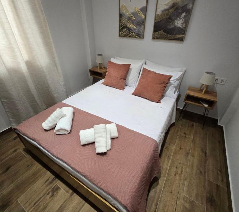Photo of Bedroom in Petaleia