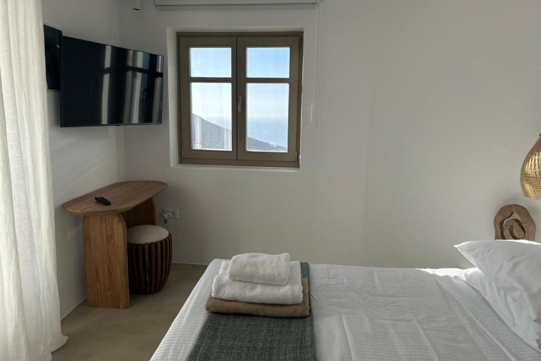 Photo of Others in Folegandros Town
