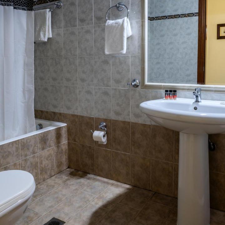 Photo of Bathroom in Kokkinon Neron