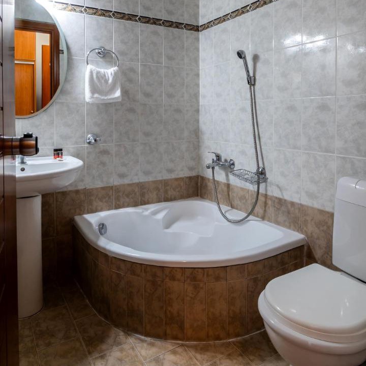 Photo of Bathroom in Kokkinon Neron