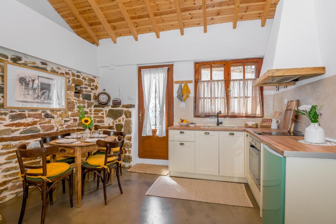 Photo of Kitchen in Avas