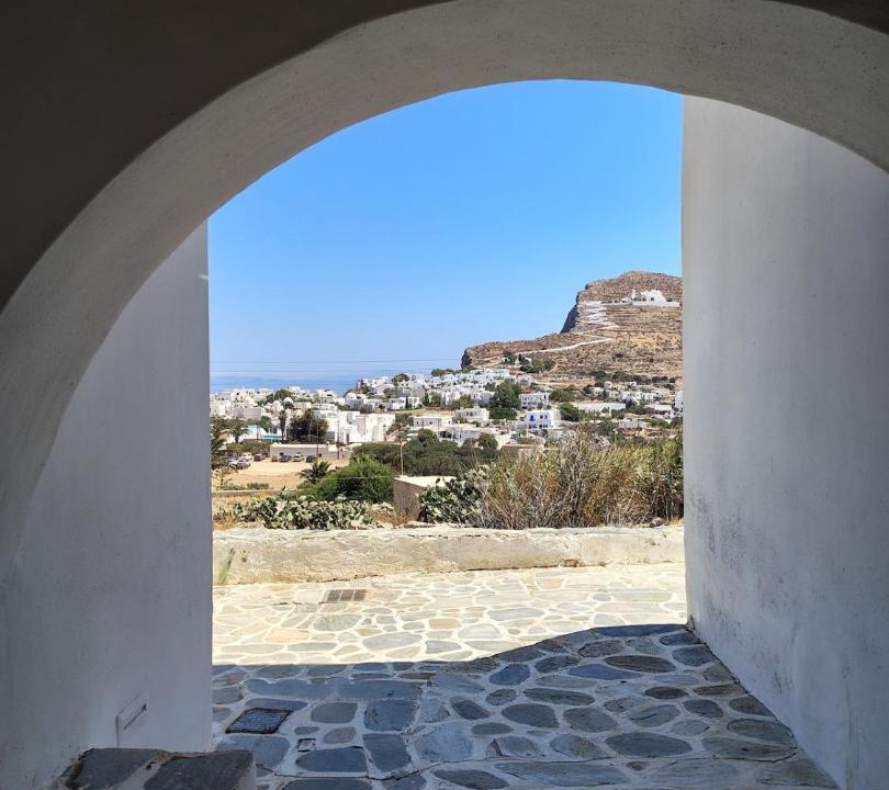 Photo of Others in Chora Folegandros