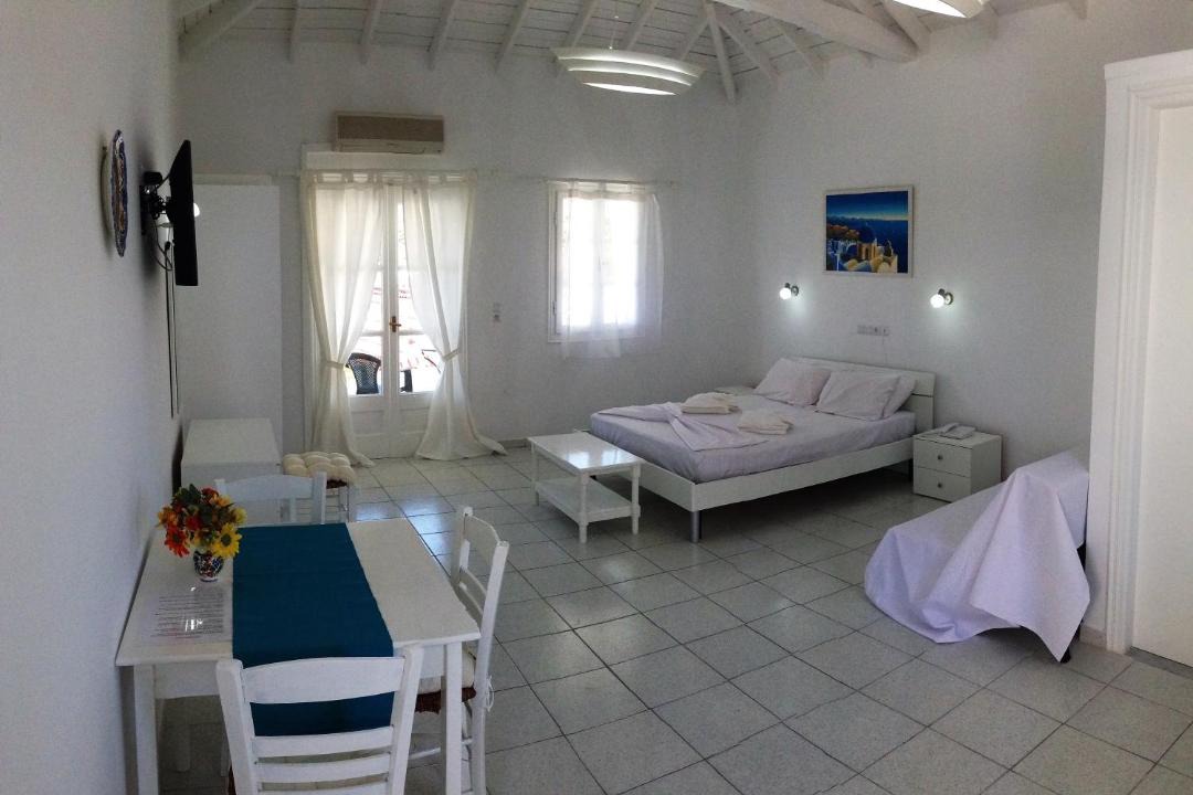 Photo of Others in Limnionas