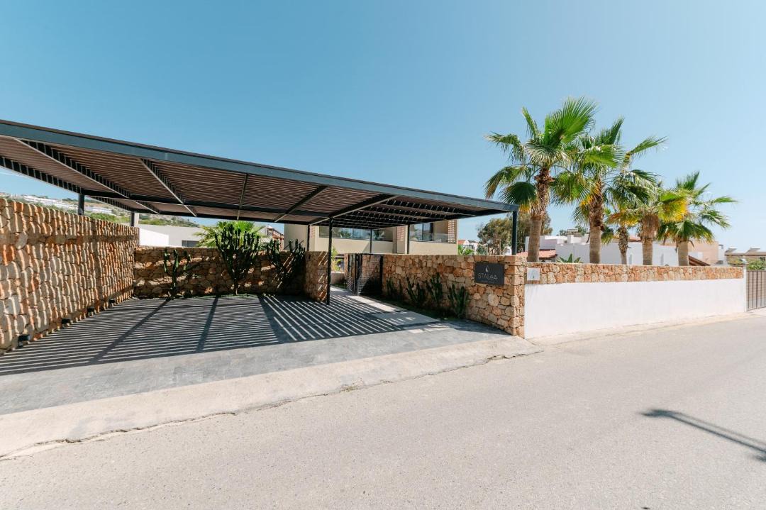 Photo of Others in Pefkos