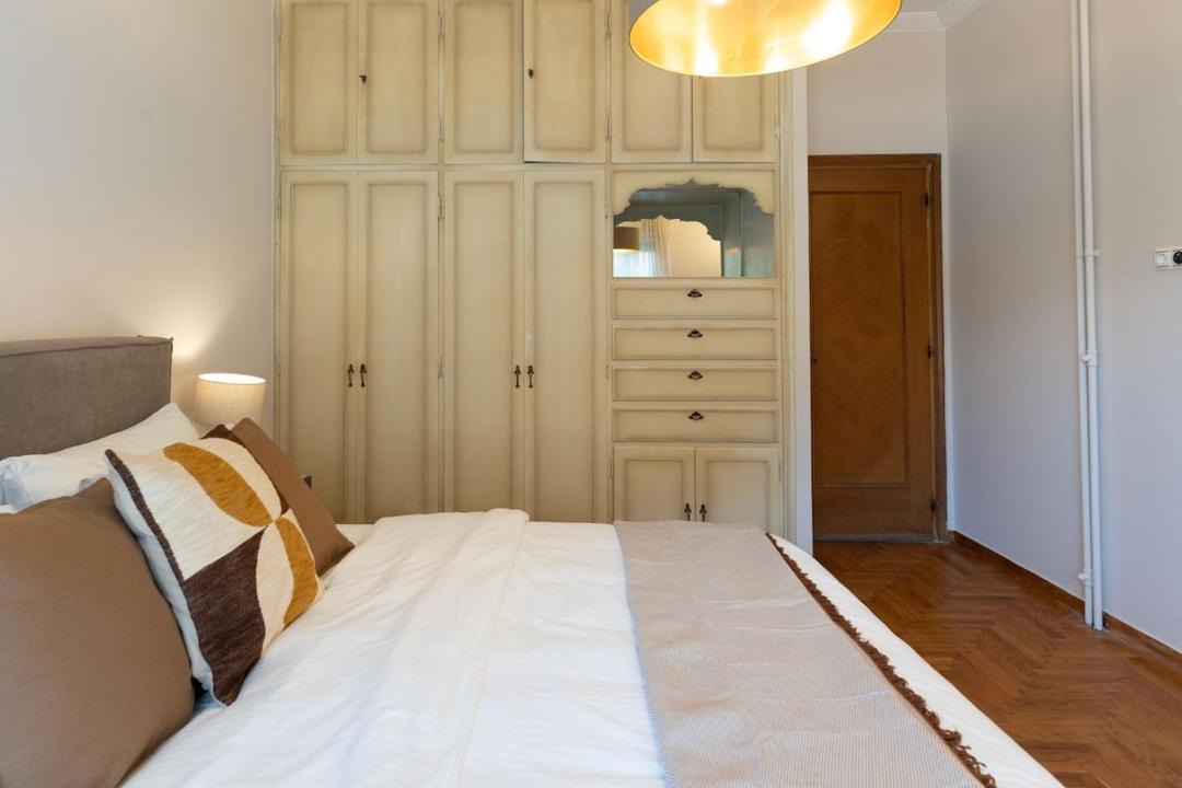 Photo of Bedroom in Platia Viktorias