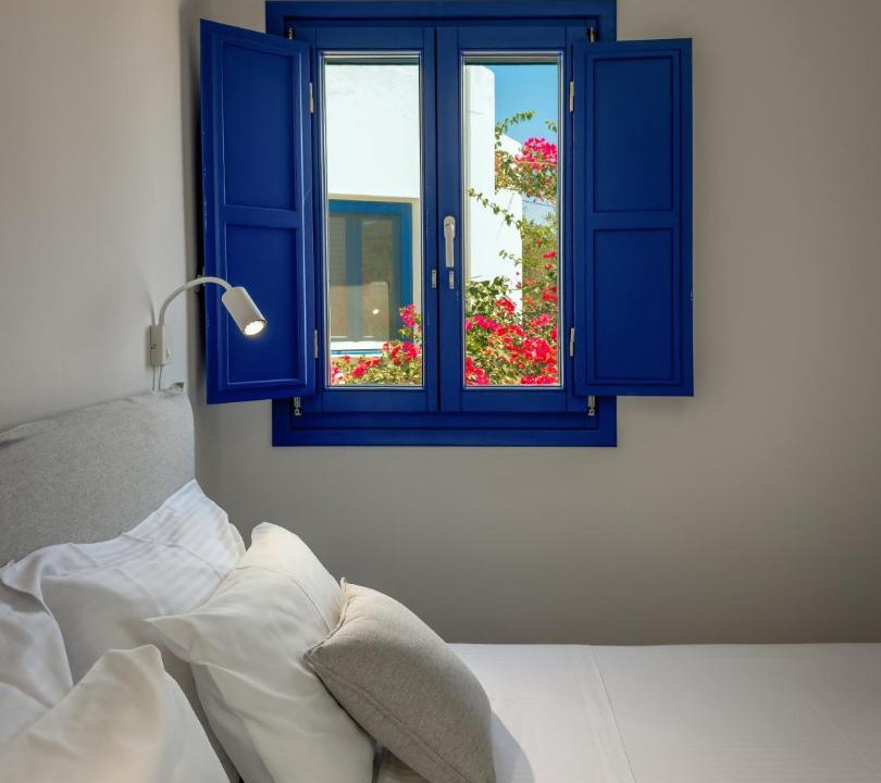 Photo of Others in Folegandros Town