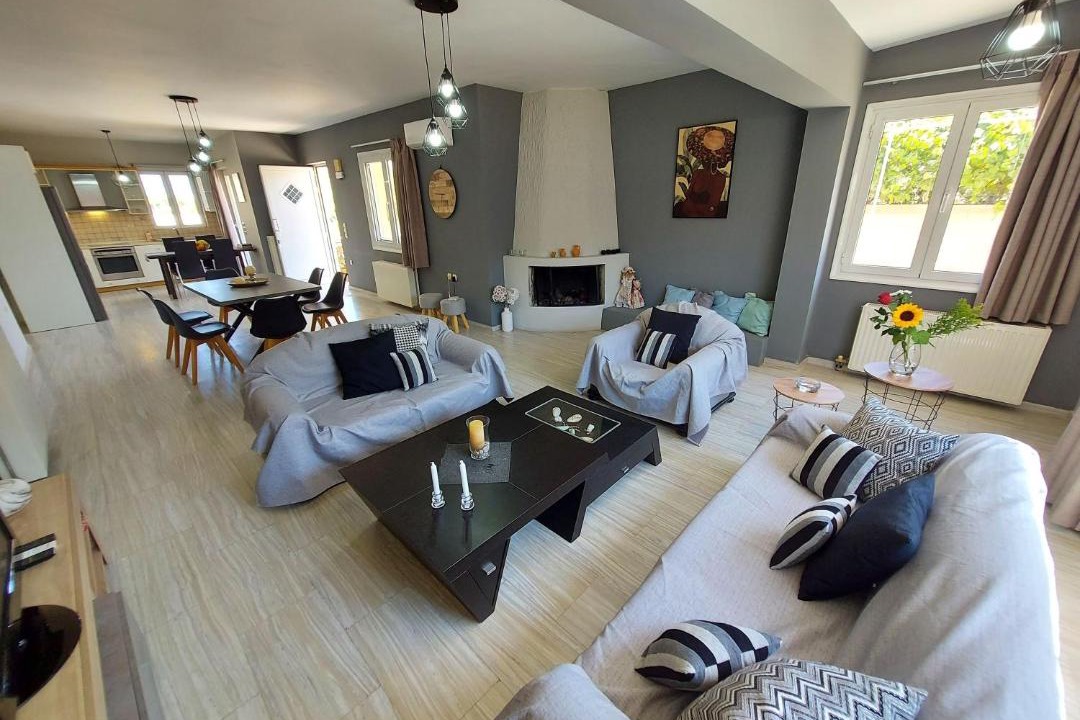 Photo of Livingroom in Pigianos Kampos