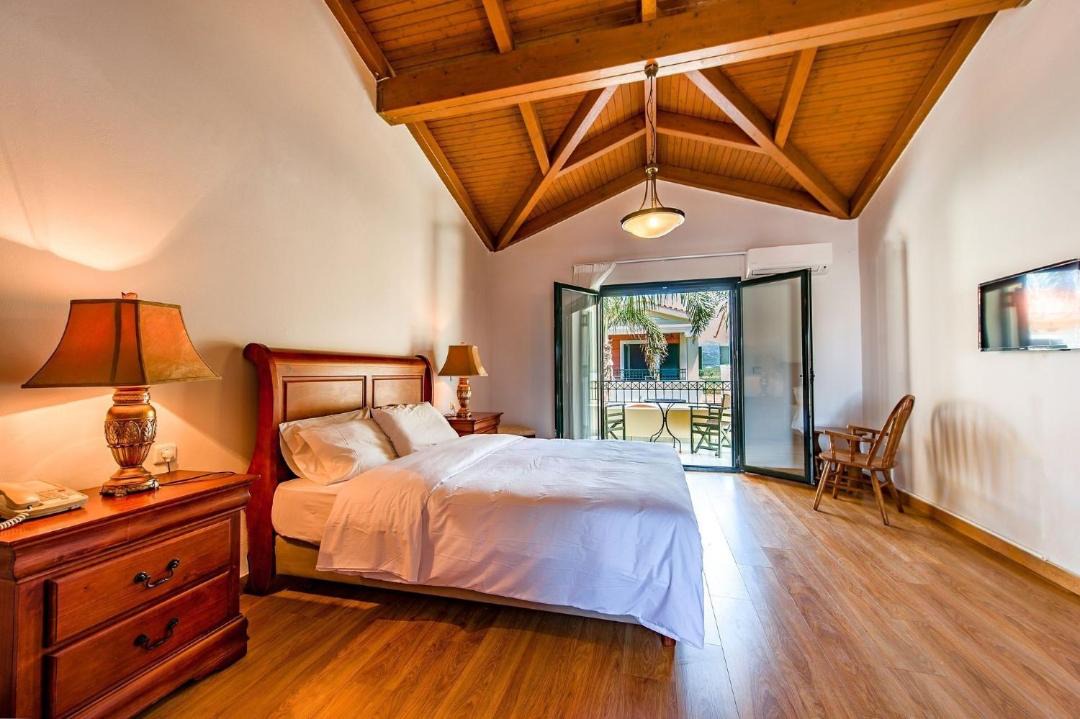 Photo of Bedroom in Kalo Nero