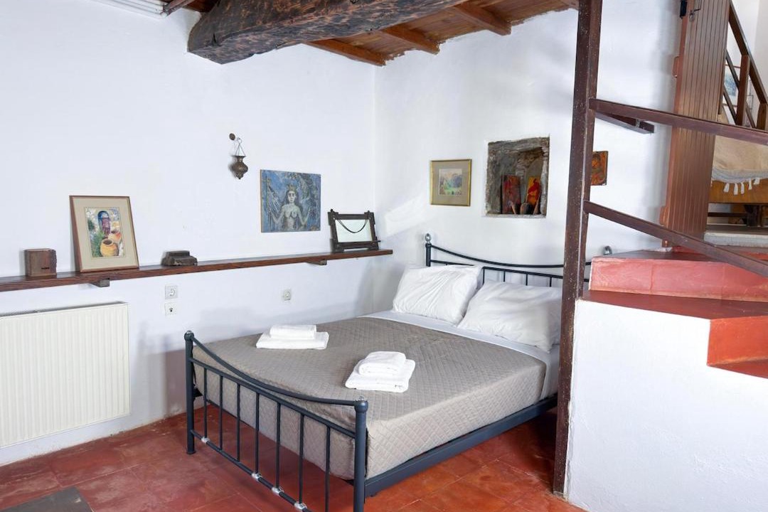 Photo of Bedroom in Perivolia