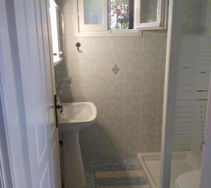 Photo of Bathroom in Longos