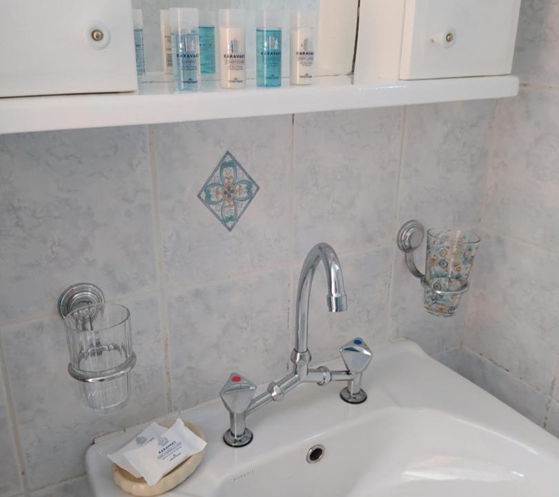 Photo of Bathroom in Longos