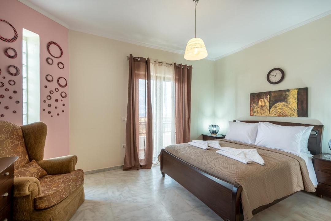 Photo of Bedroom in Stalos