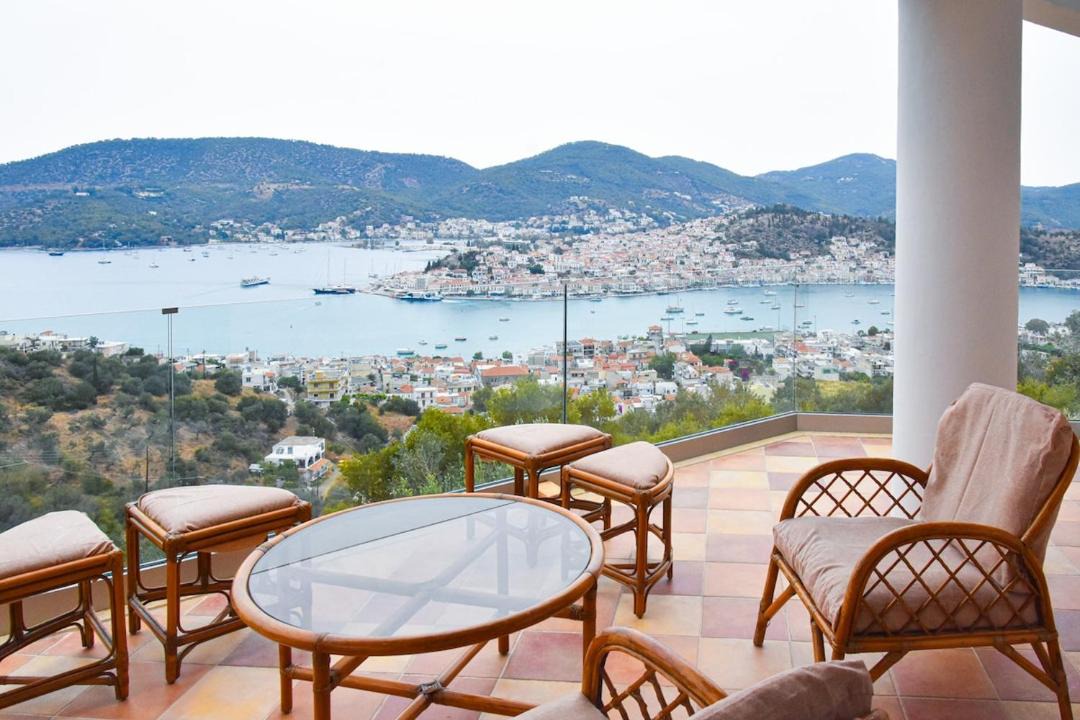 Photo of Patio Balcony in Galatas